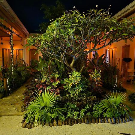 Infinity Beach Dhigurah ดิห์กูราห์ ภายนอก รูปภาพ