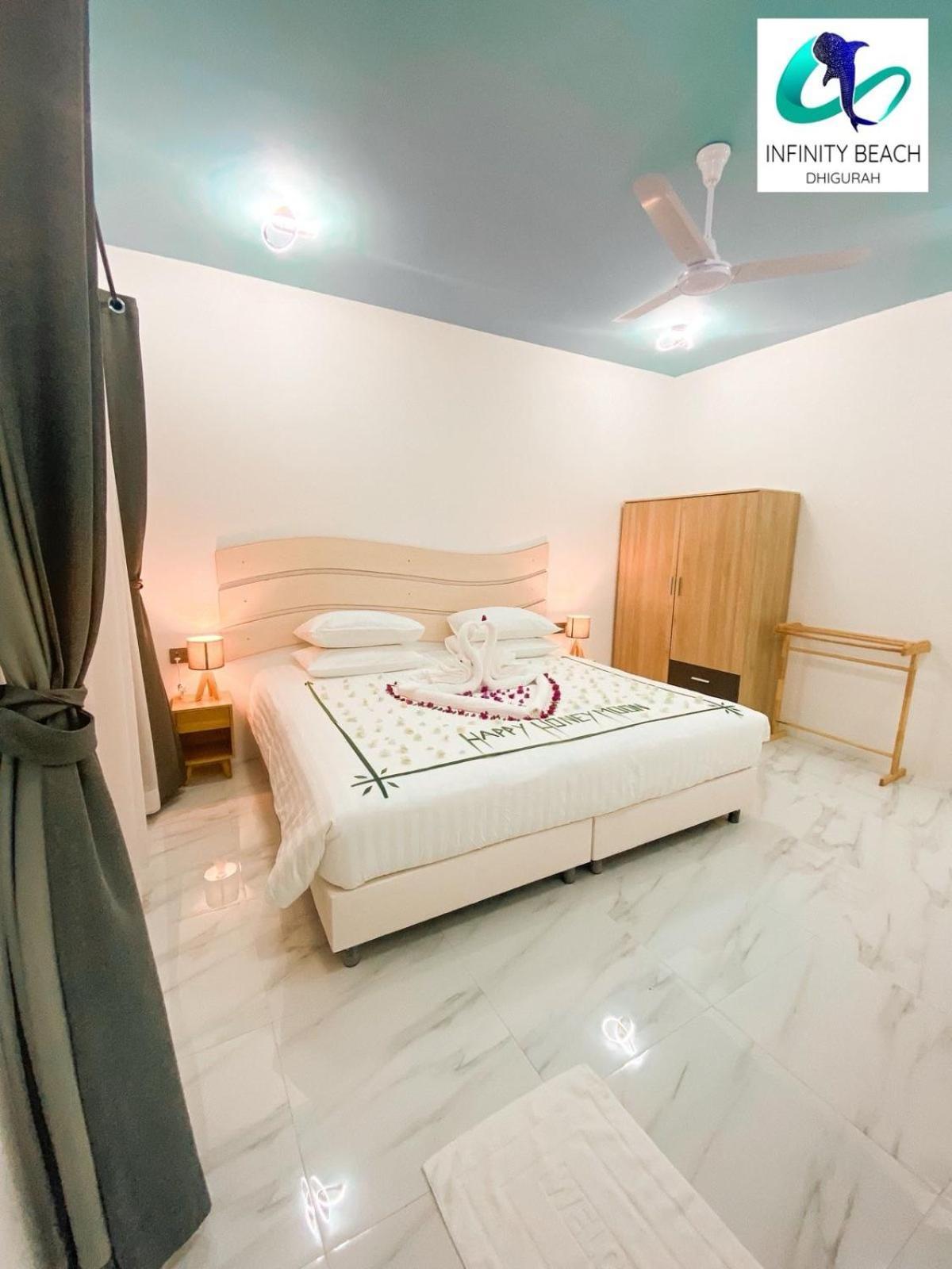 Infinity Beach Dhigurah ดิห์กูราห์ ภายนอก รูปภาพ